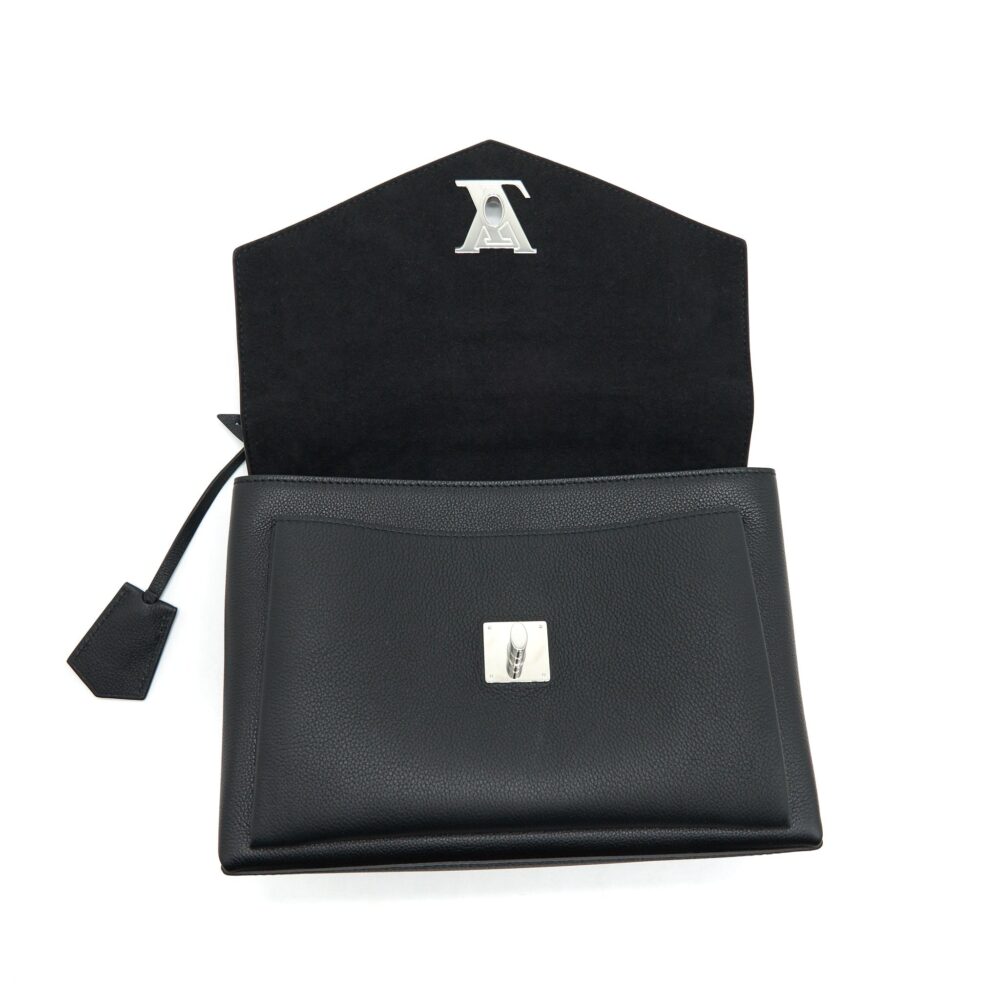 AAA Replica Louis Vuitton LV LOCKME BAG BLACK SHW
