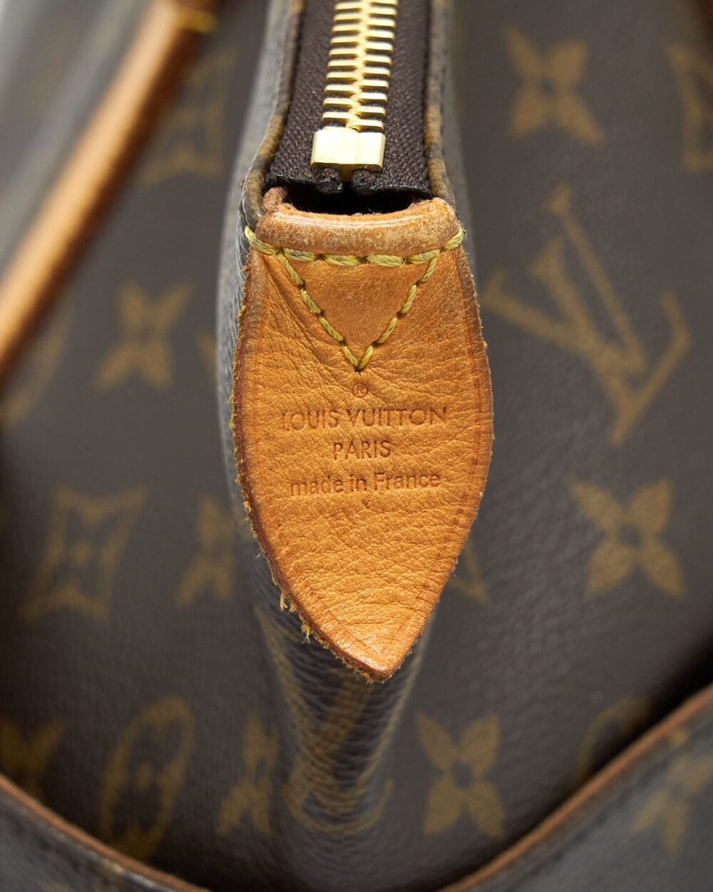 AAA Replica Louis Vuitton LV TOTE BAG MONOGRAM CANVAS GHW
