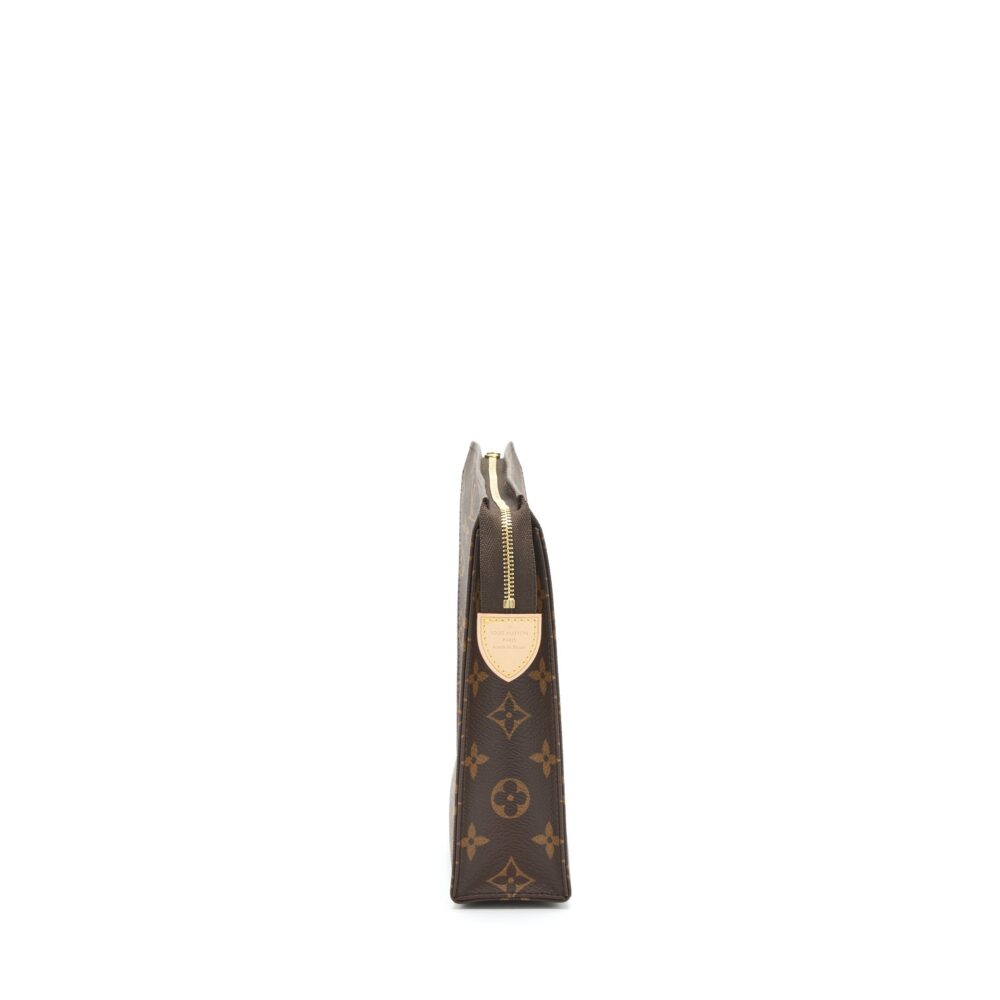 AAA Replica Louis Vuitton LV TOILETRY POCHETTE 26 MONOGRAM CANVAS GHW