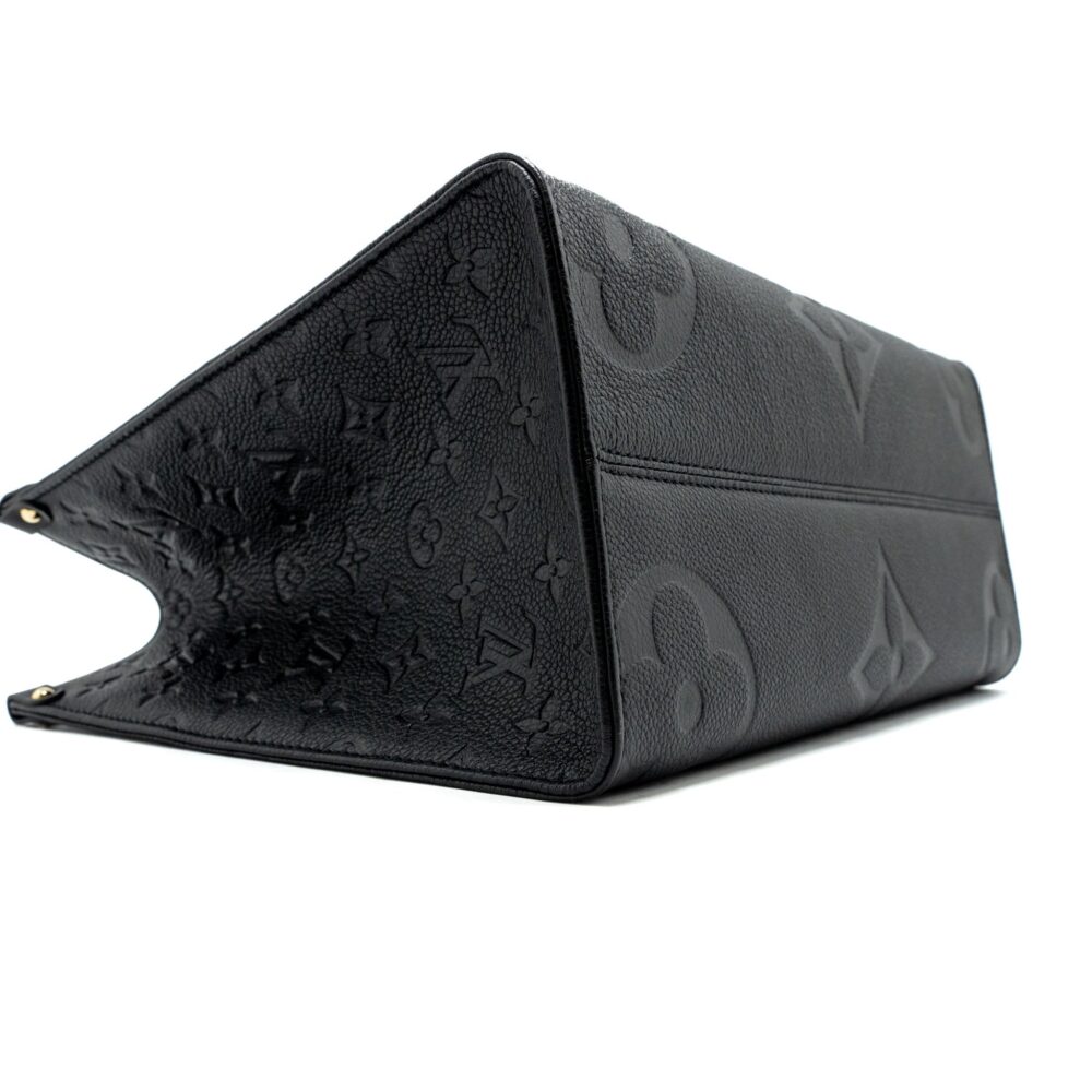 AAA Replica Louis Vuitton LV ONTHEGO MM MONOGRAM EMPRENITE BLACK GHW (NEW VERSION)