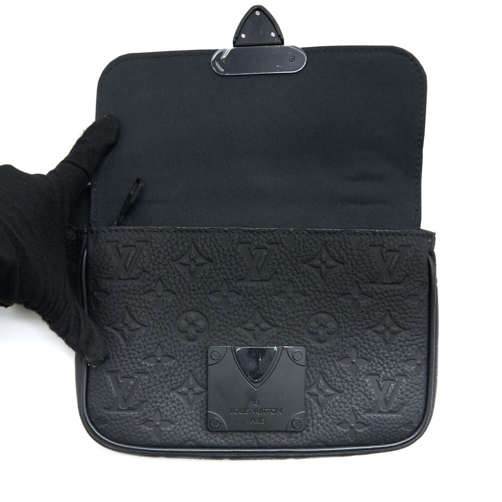 AAA Replica Louis Vuitton LV S LOCK SLINGBAG MONOGRAM-EMBOSSED TAURILLON BLACK BLACK HARDWARE (NEW VERSION)