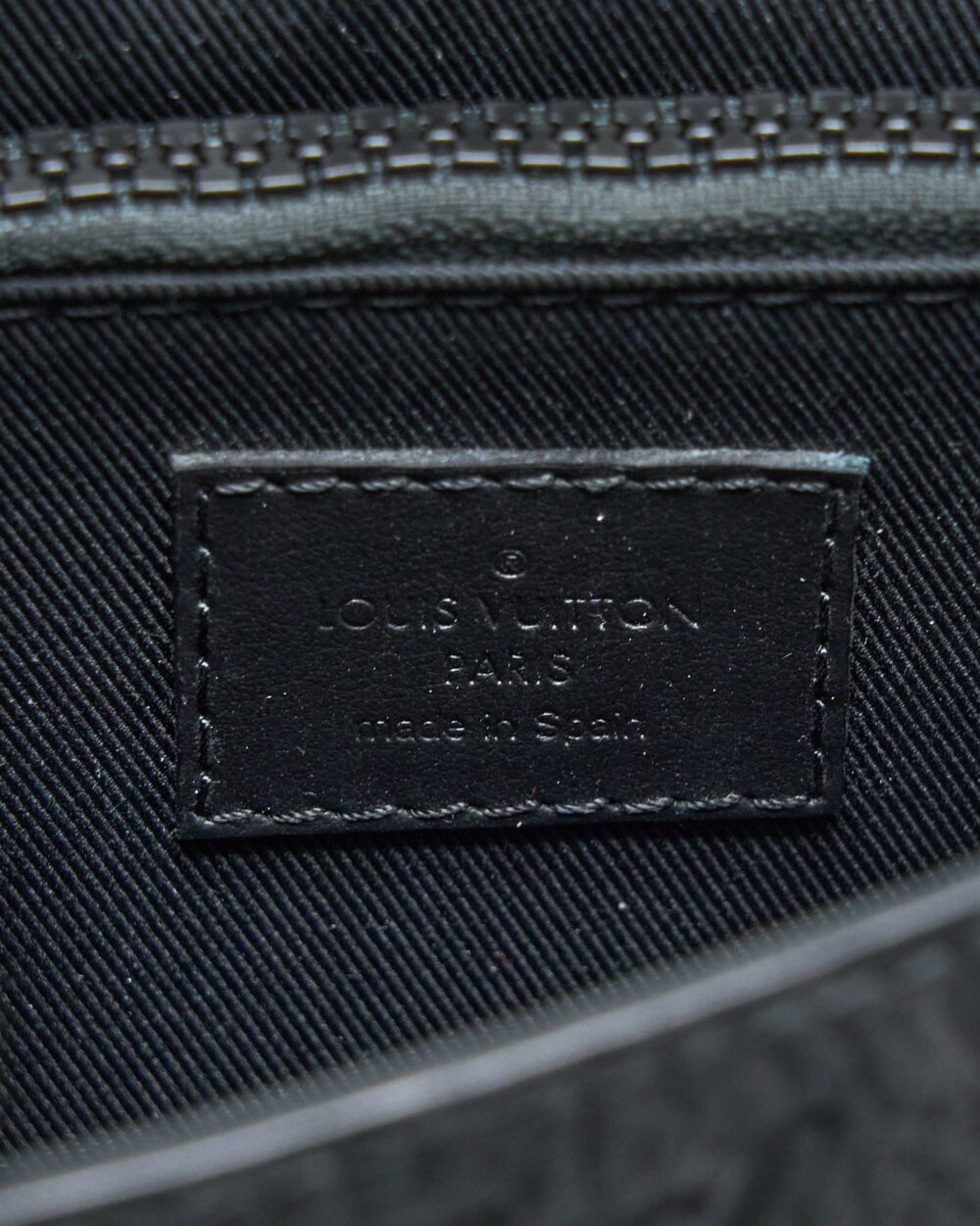 AAA Replica Louis Vuitton LV S LOCK SLINGBAG MONOGRAM-EMBOSSED TAURILLON BLACK BLACK HARDWARE (NEW VERSION)