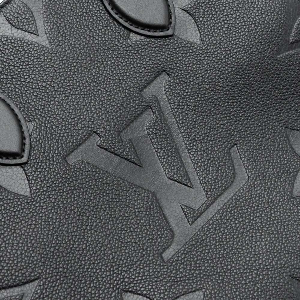 AAA Replica Louis Vuitton LV ONTHEGO MM MONOGRAM EMPRENITE BLACK GHW (NEW VERSION)
