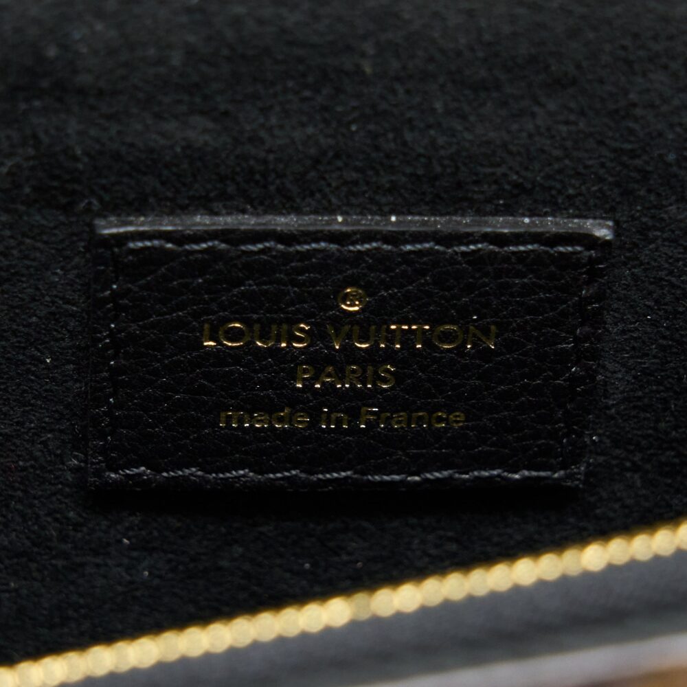 AAA Replica Louis Vuitton LV VICTOIRE M41730 BAG MONOGRAM CANVAS GHW M41730
