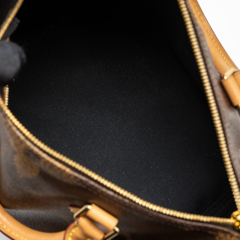 AAA Replica Louis Vuitton LV SPEEDY 30 BANDOULIERE GIANT MONOGRAM REVERSE CANVAS GHW