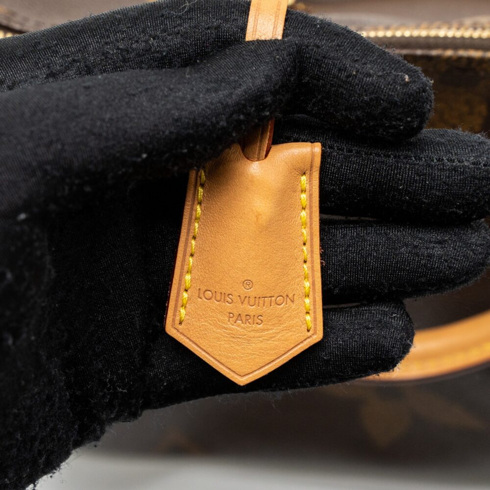 AAA Replica Louis Vuitton LV SPEEDY 30 BANDOULIERE GIANT MONOGRAM REVERSE CANVAS GHW