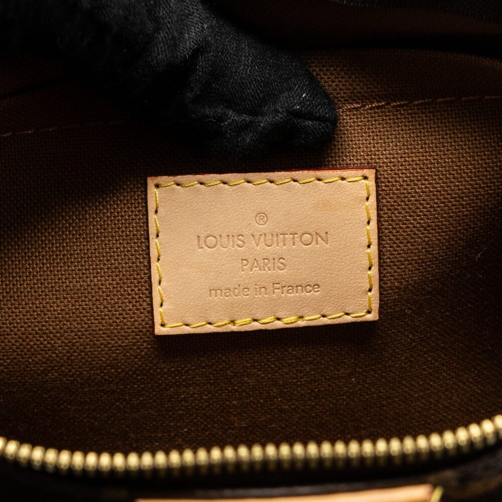 AAA Replica Louis Vuitton LV MULTI POCHETTE ACCESSORIES MONOGRAM CANVAS KHAKI GHW