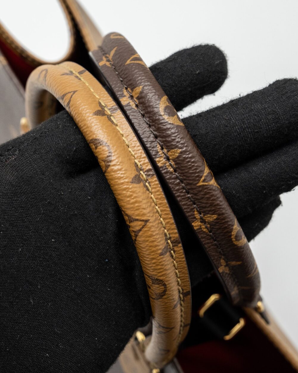AAA Replica Louis Vuitton LV ONTHEGOMM MONOGRAM CANVAS GHW