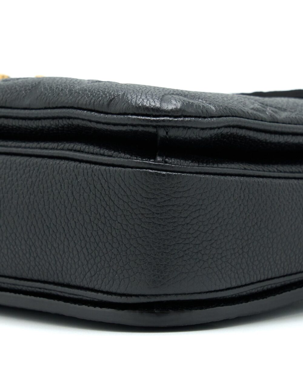 AAA Replica Louis Vuitton LV POCHETTE MÉTIS MONOGRAM EMPREINTE BLACK GHW