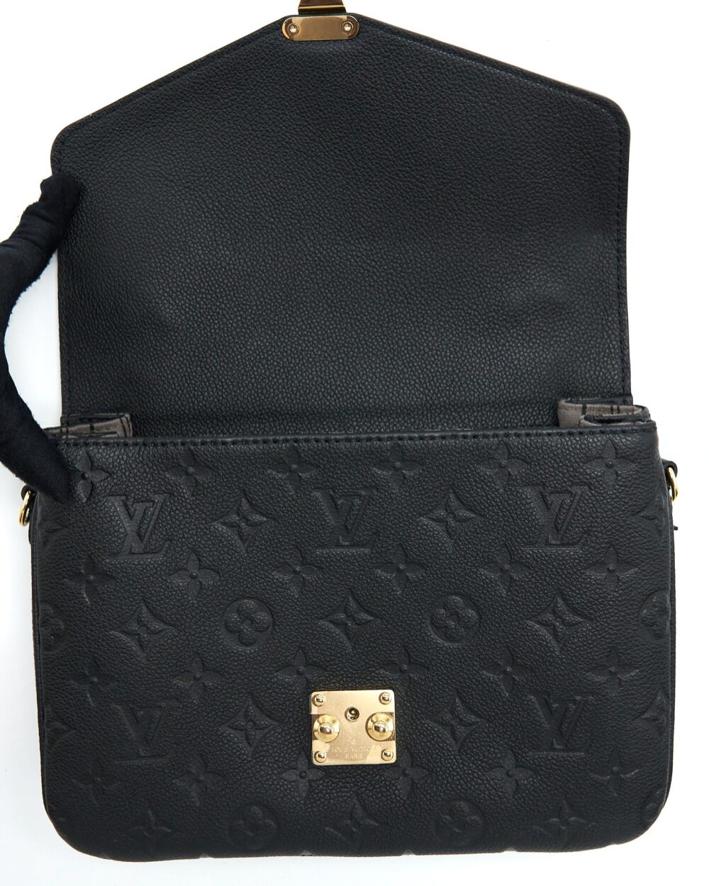 AAA Replica Louis Vuitton LV POCHETTE MÉTIS MONOGRAM EMPREINTE BLACK GHW