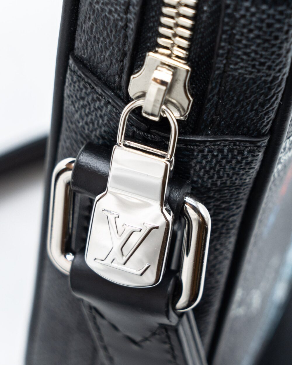 AAA Replica Louis Vuitton LV GRAPHITE MAP DANUBE PM CROSSBODY BAG DAMIER CANVAS / MULTICOLOR SHW