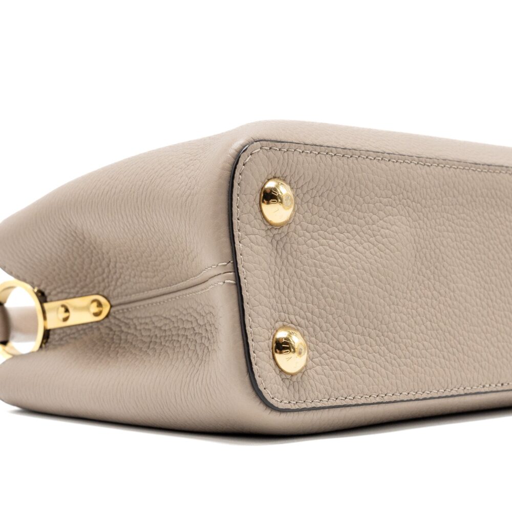 AAA Replica Louis Vuitton LV CAPUCINES BB TAURILLON GALET GHW