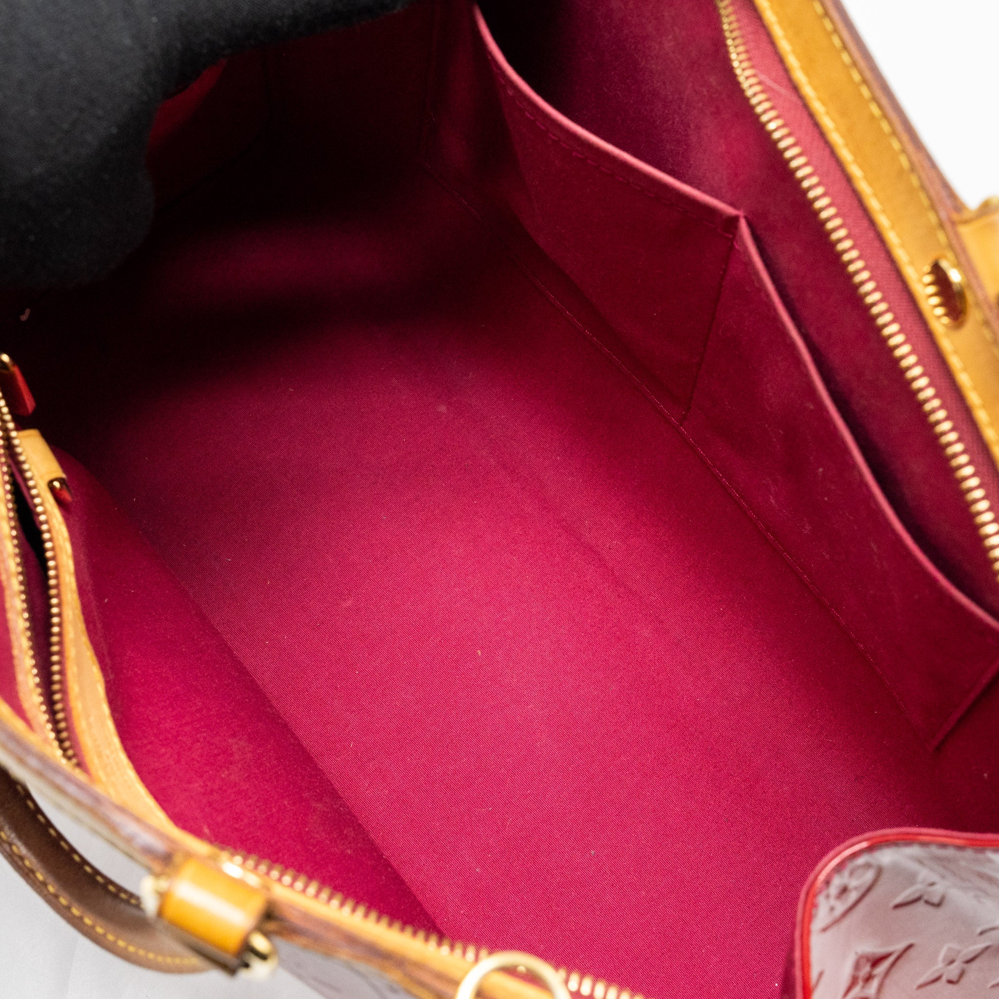 AAA Replica Louis Vuitton LV VERNIS BREA MM BAG MONOGRAM PATENT ROSE INDIAN GHW