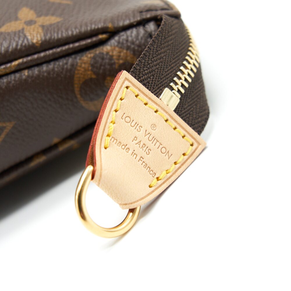 AAA Replica Louis Vuitton LV POCHETTE ACCESSORIES MB