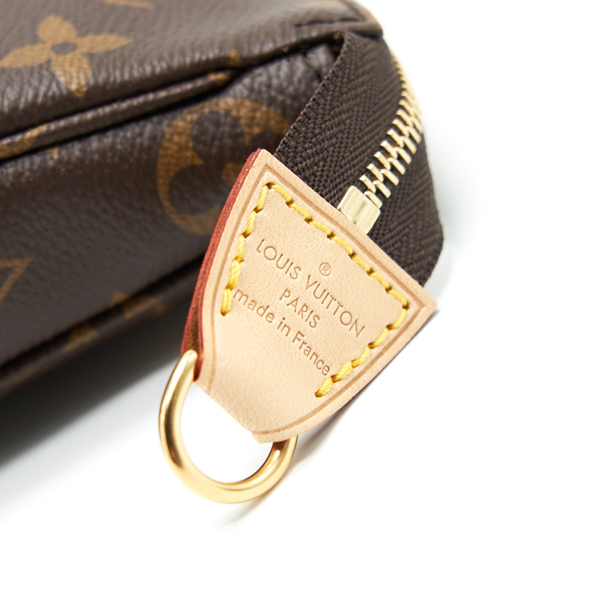AAA Replica Louis Vuitton LV POCHETTE ACCESSORIES MB