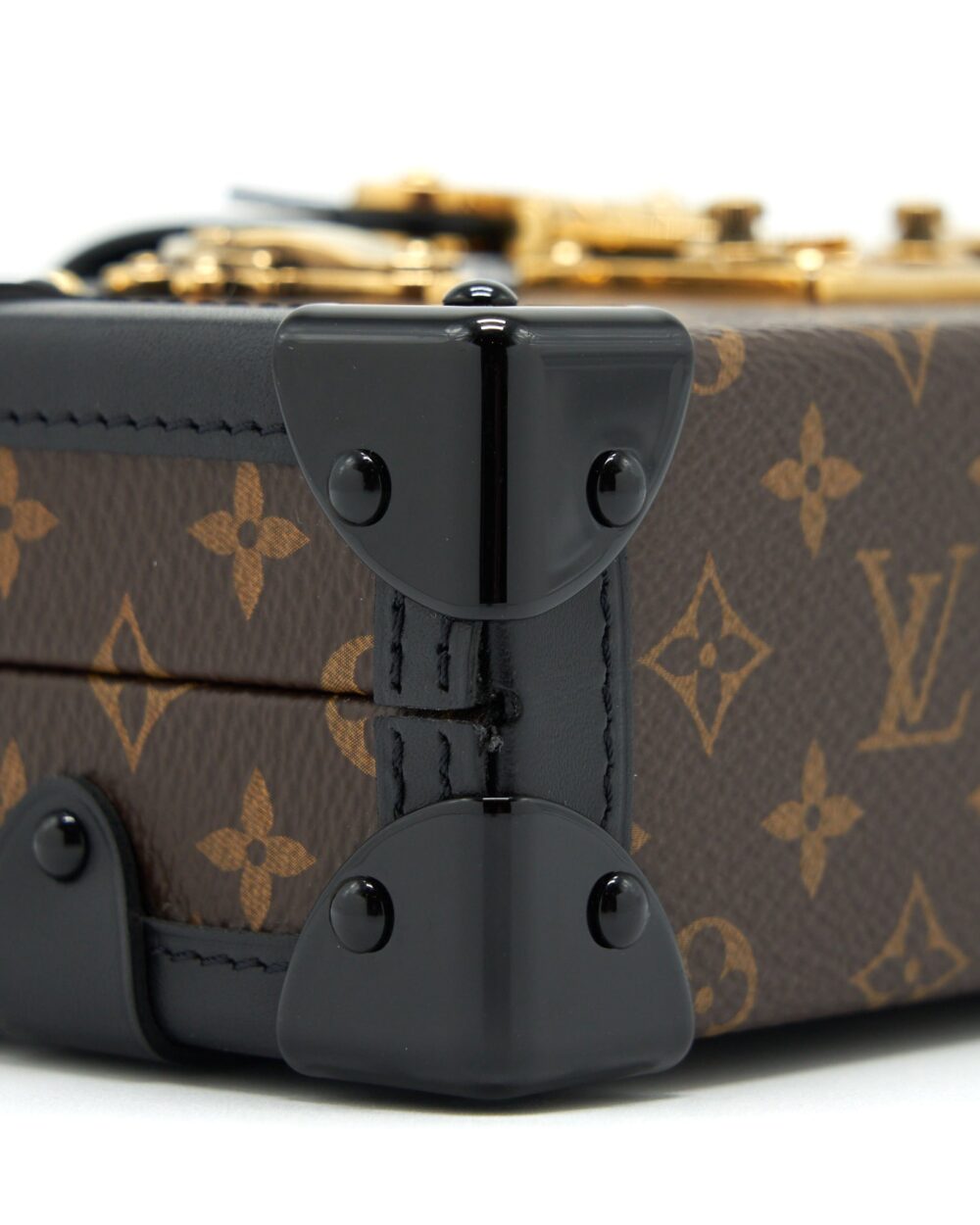 AAA Replica Louis Vuitton LV PETITE MALLE MONOGRAM CANVAS AND LEATHER GHW