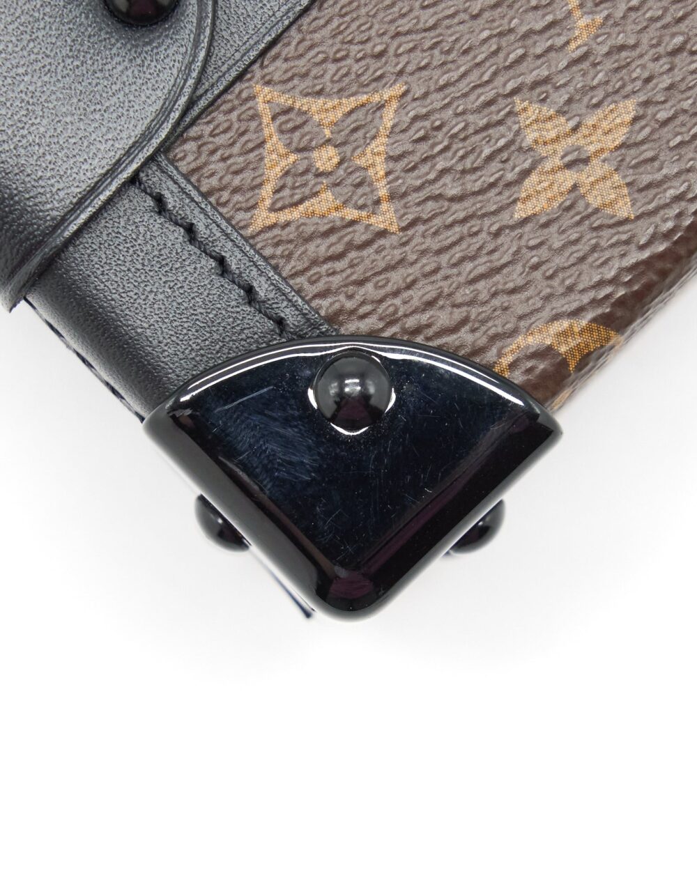 AAA Replica Louis Vuitton LV PETITE MALLE MONOGRAM CANVAS AND LEATHER GHW