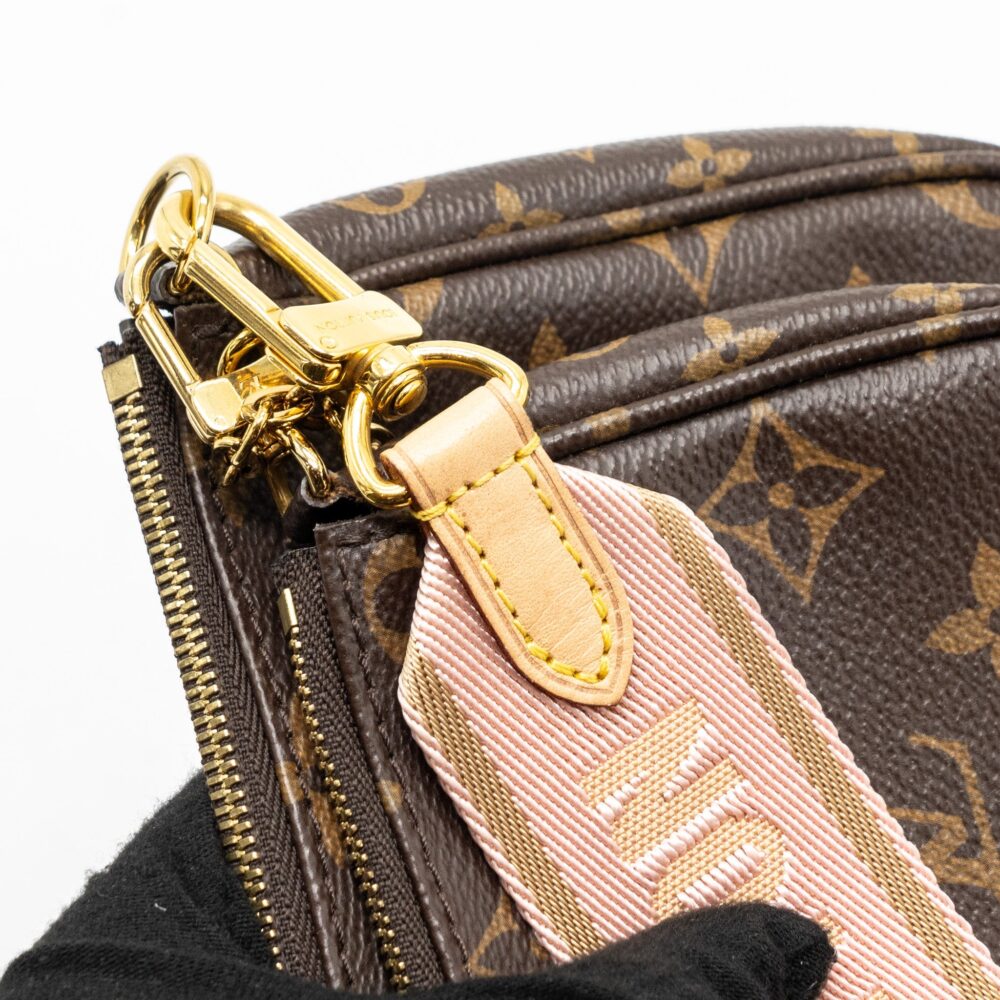 AAA Replica Louis Vuitton LV MULTI POCHETTE ROSE CLAIR STRAP MONOGRAM CANVAS GHW