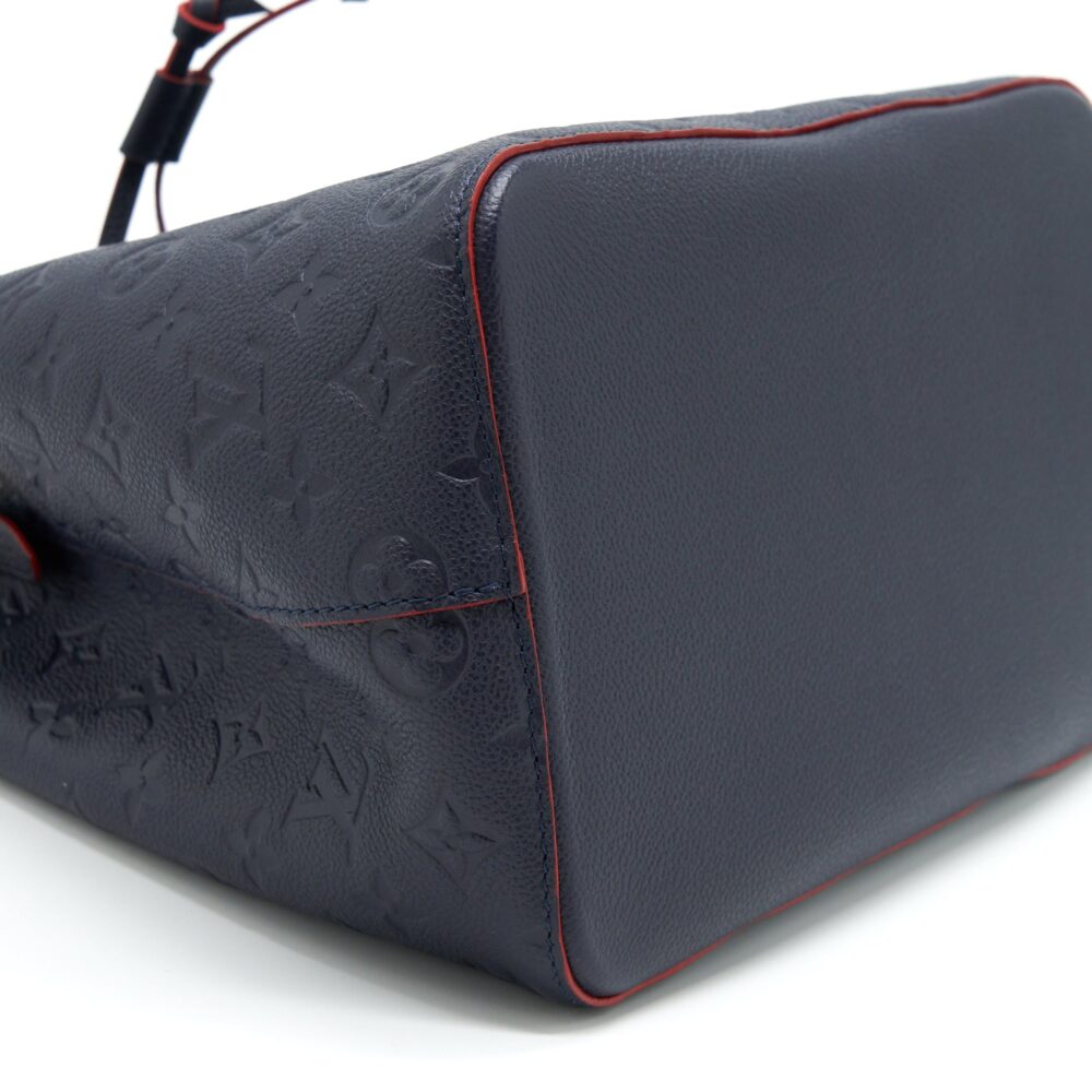 AAA Replica Louis Vuitton LV NEONOE MONOGRAM EMPREINTE MARINE ROUGE GHW