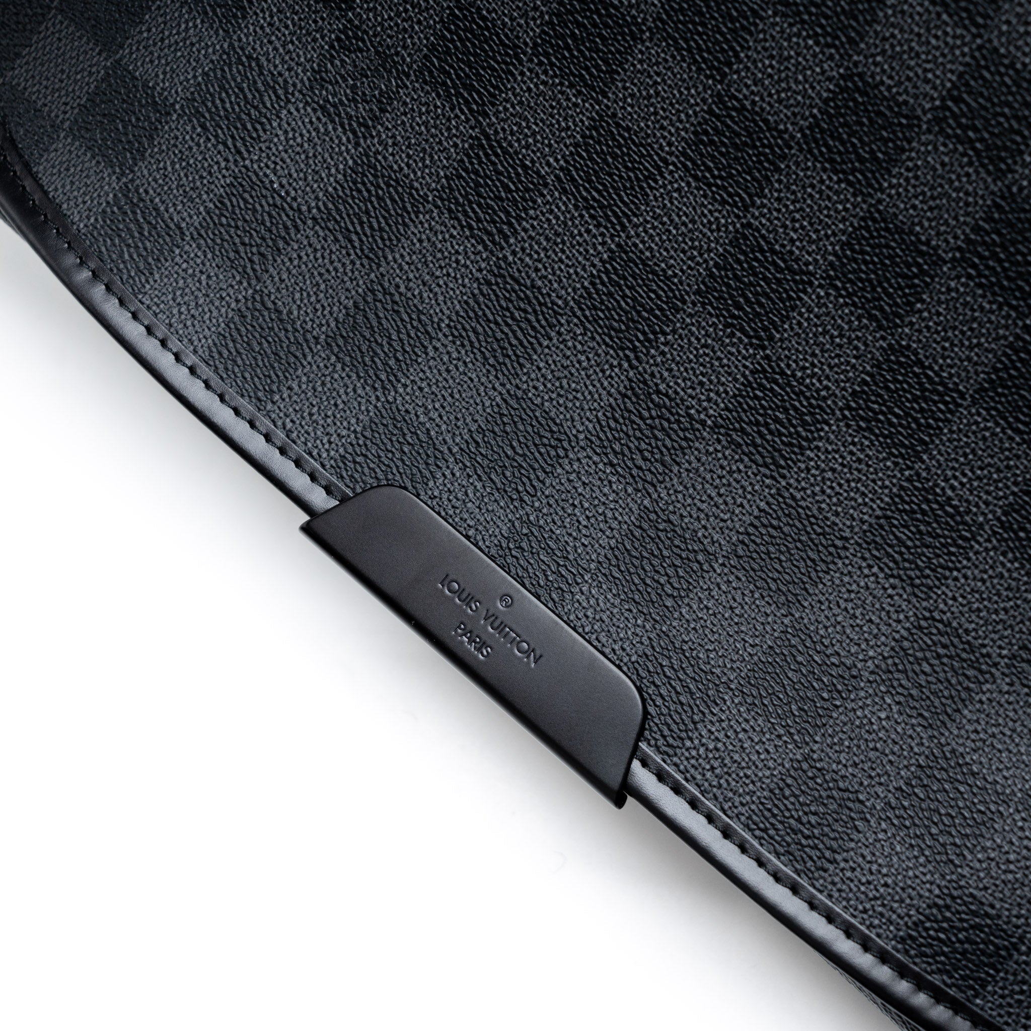 AAA Replica Louis Vuitton LV LARGE MESSENGER BAG DAMIER GRAPHITE CANVAS SHW