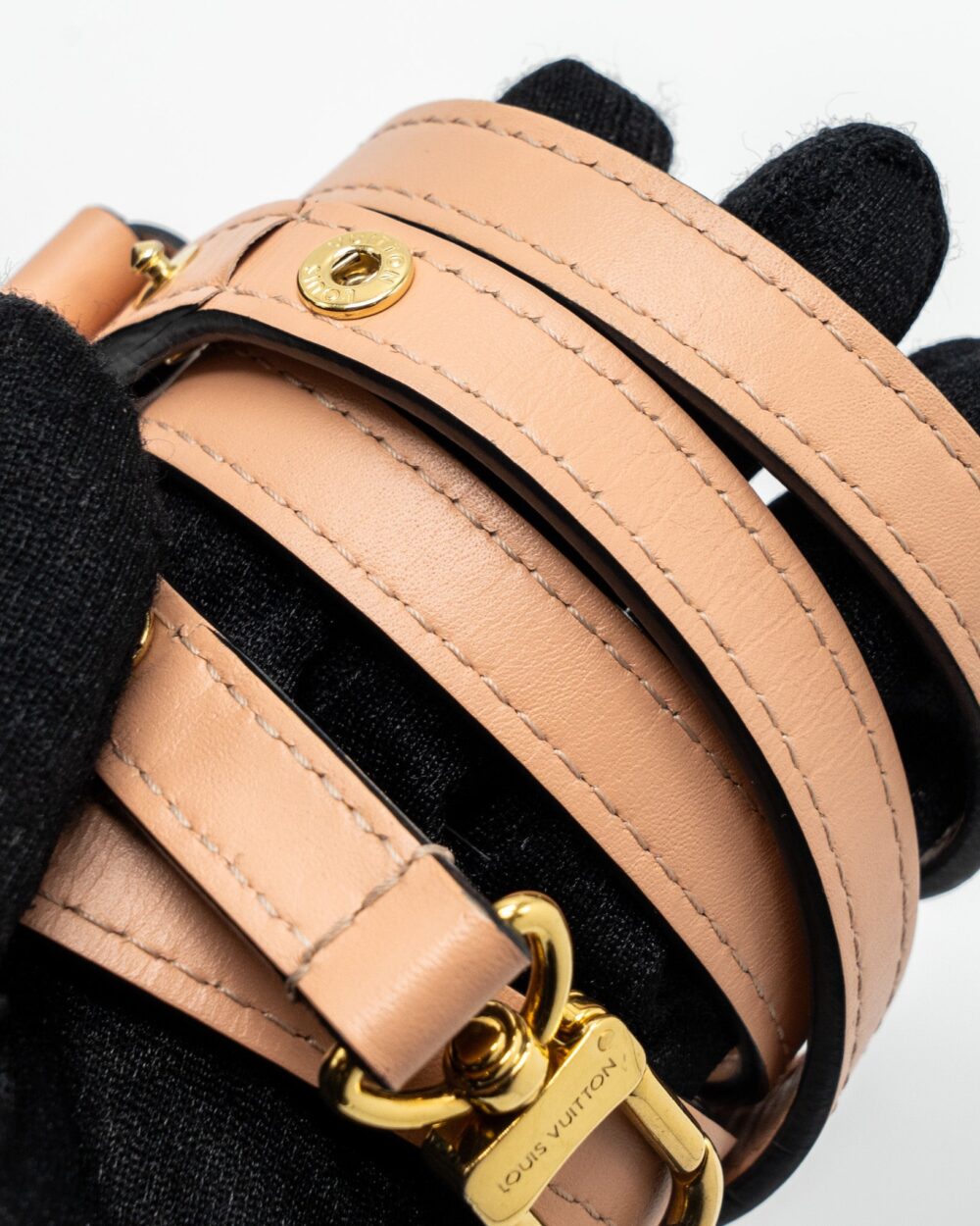 AAA Replica Louis Vuitton LV NEONOE MM DAMIER EBENE CANVAS LIGHT PINK GHW