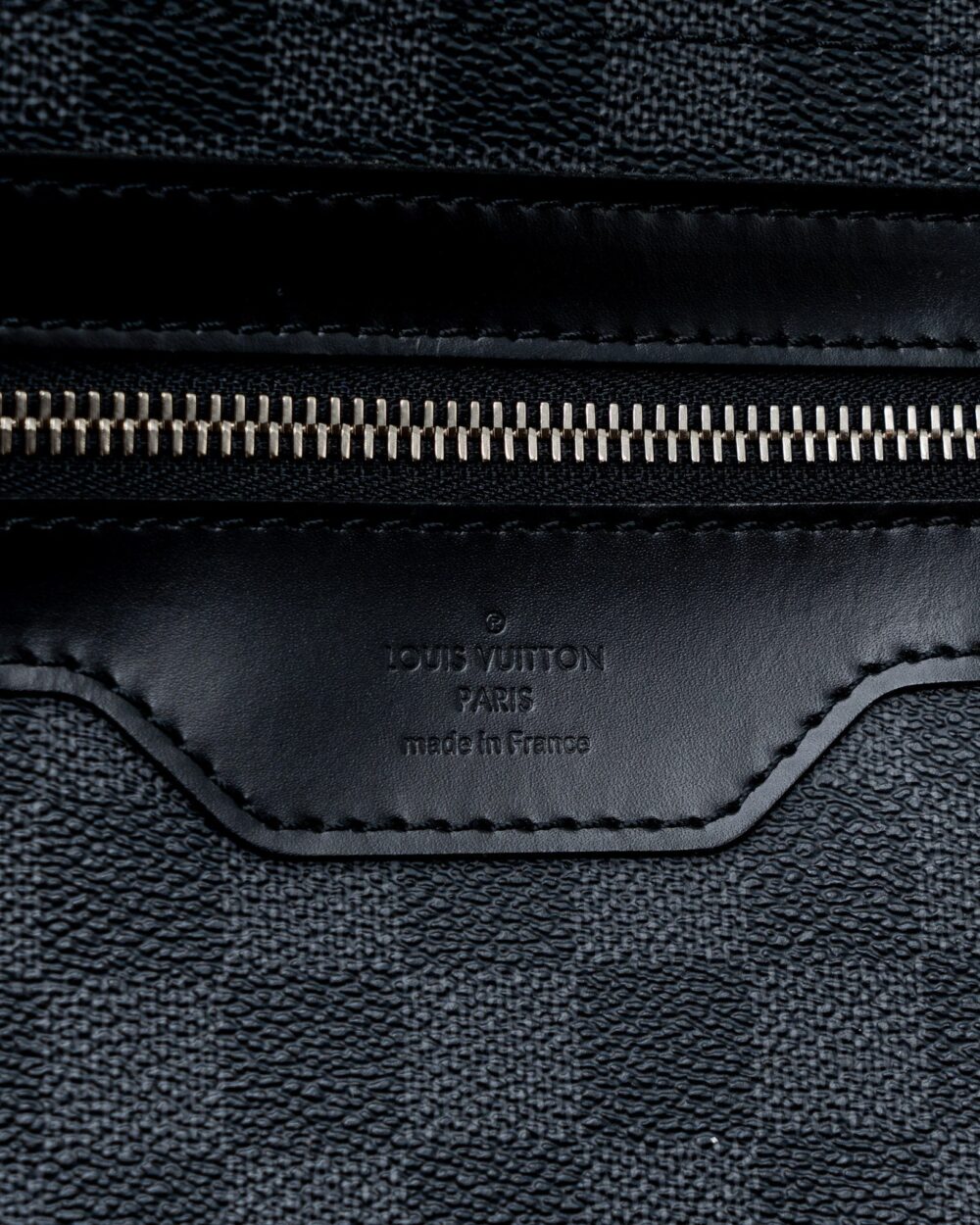 AAA Replica Louis Vuitton LV LARGE MESSENGER BAG DAMIER GRAPHITE CANVAS SHW
