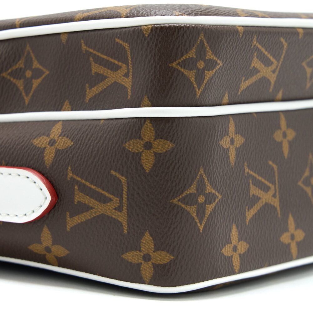 AAA Replica Louis Vuitton LV X NBA NIL MESSENGER MONOGRAM CANVAS GHW