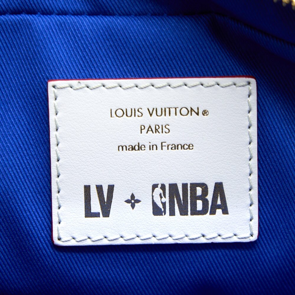 AAA Replica Louis Vuitton LV X NBA NIL MESSENGER MONOGRAM CANVAS GHW