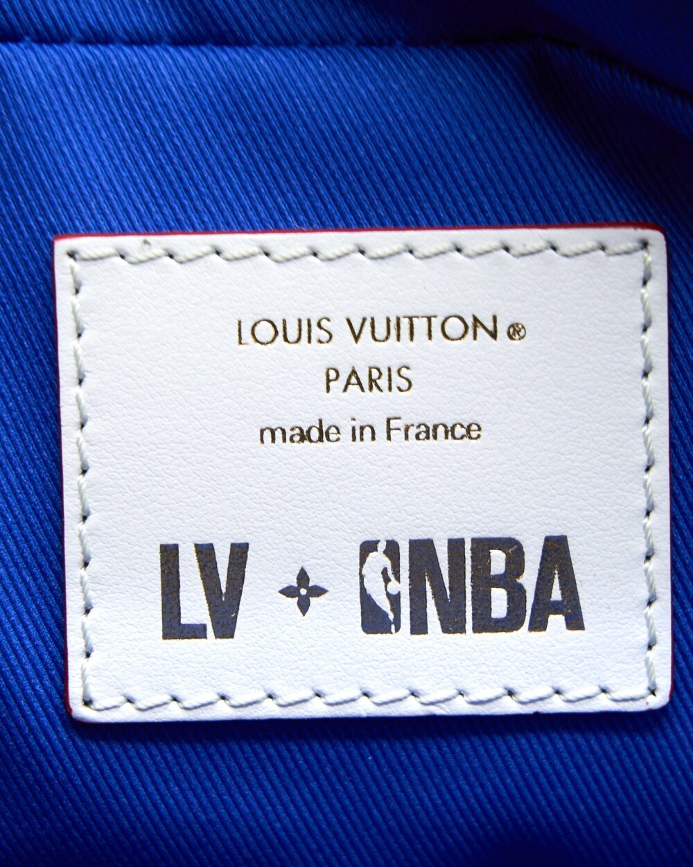 AAA Replica Louis Vuitton LV X NBA NIL MESSENGER MONOGRAM CANVAS GHW