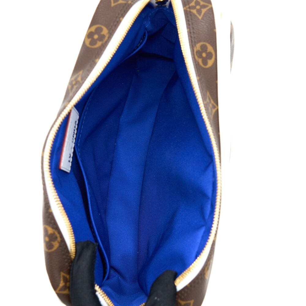 AAA Replica Louis Vuitton LV X NBA NIL MESSENGER MONOGRAM CANVAS GHW