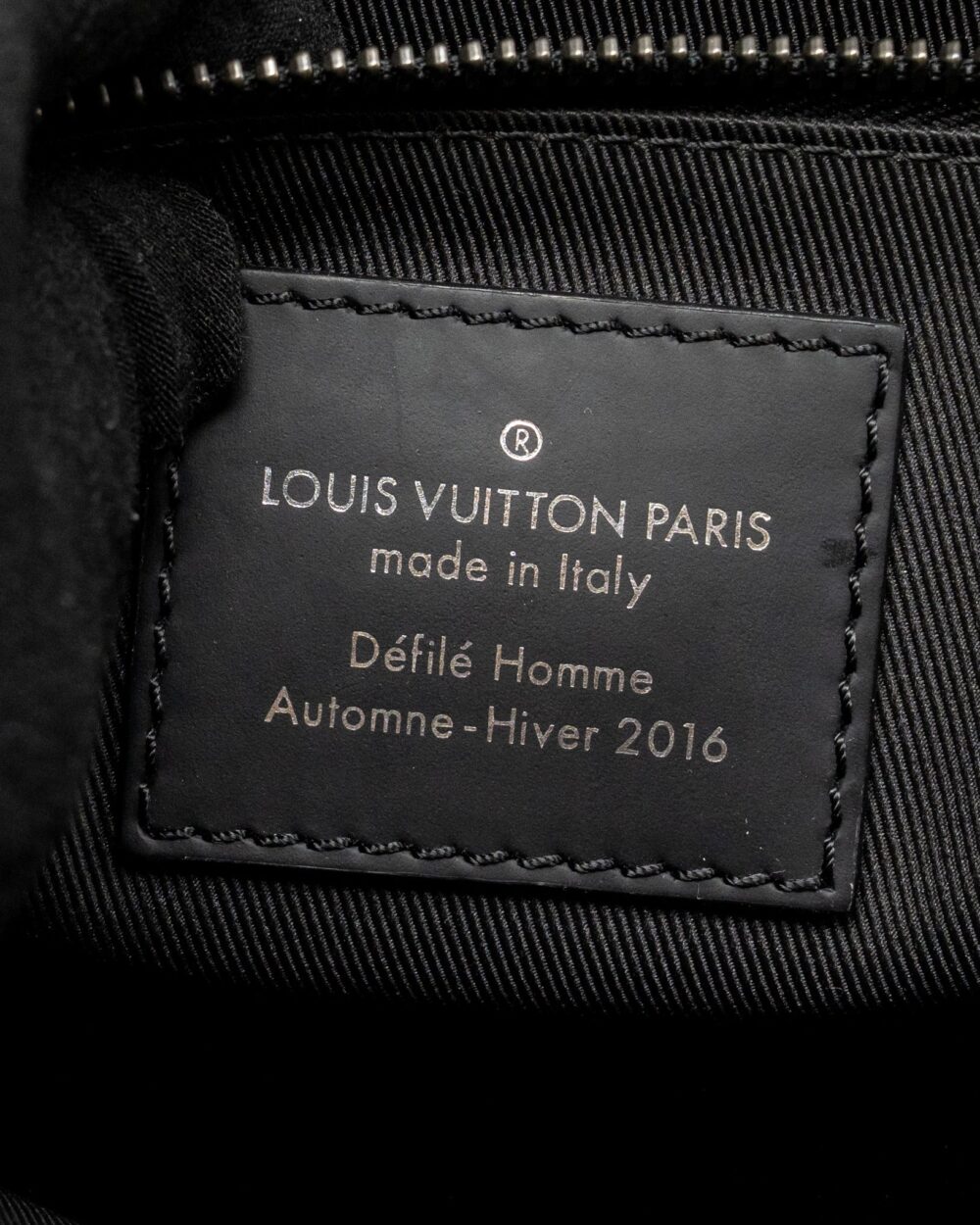 AAA Replica Louis Vuitton LV MESSENGER VOYAGER PM MONOGRAM CANVAS BLACK SHW