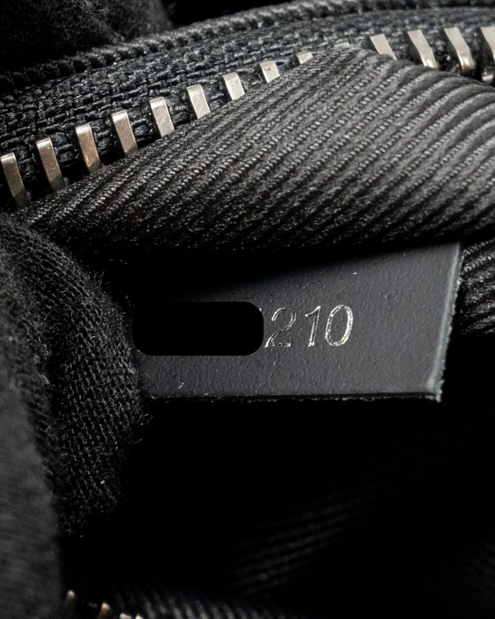 AAA Replica Louis Vuitton LV MESSENGER VOYAGER PM MONOGRAM CANVAS BLACK SHW