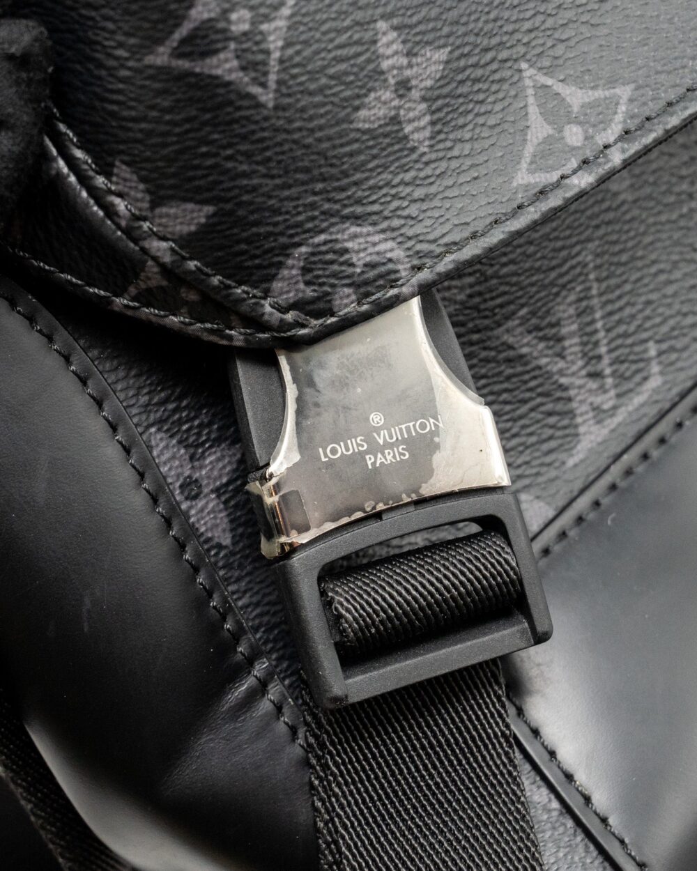 AAA Replica Louis Vuitton LV MESSENGER VOYAGER PM MONOGRAM CANVAS BLACK SHW