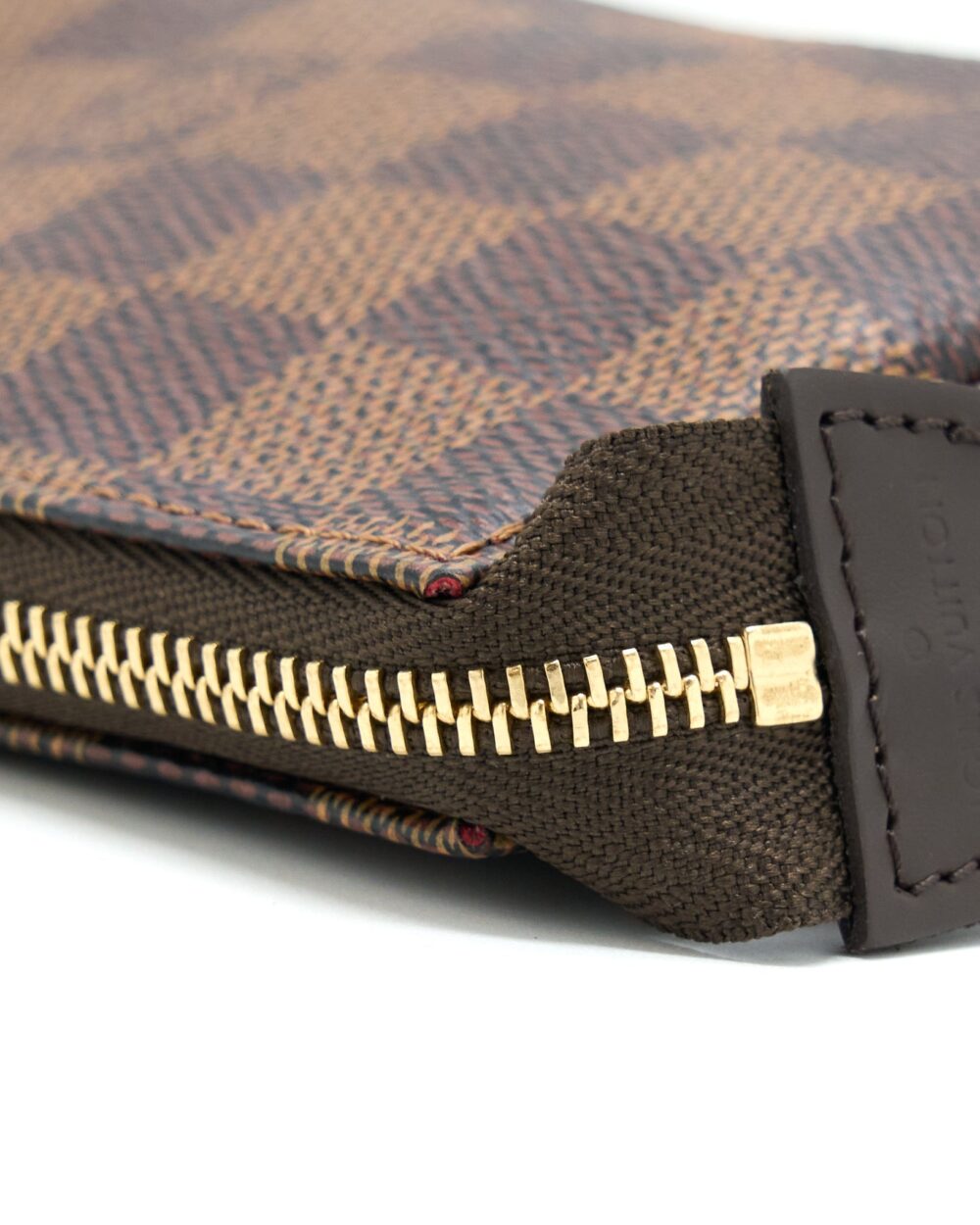 AAA Replica Louis Vuitton LV MINI POCHETTE ACCESSORIES DAMIER EBENE GHW