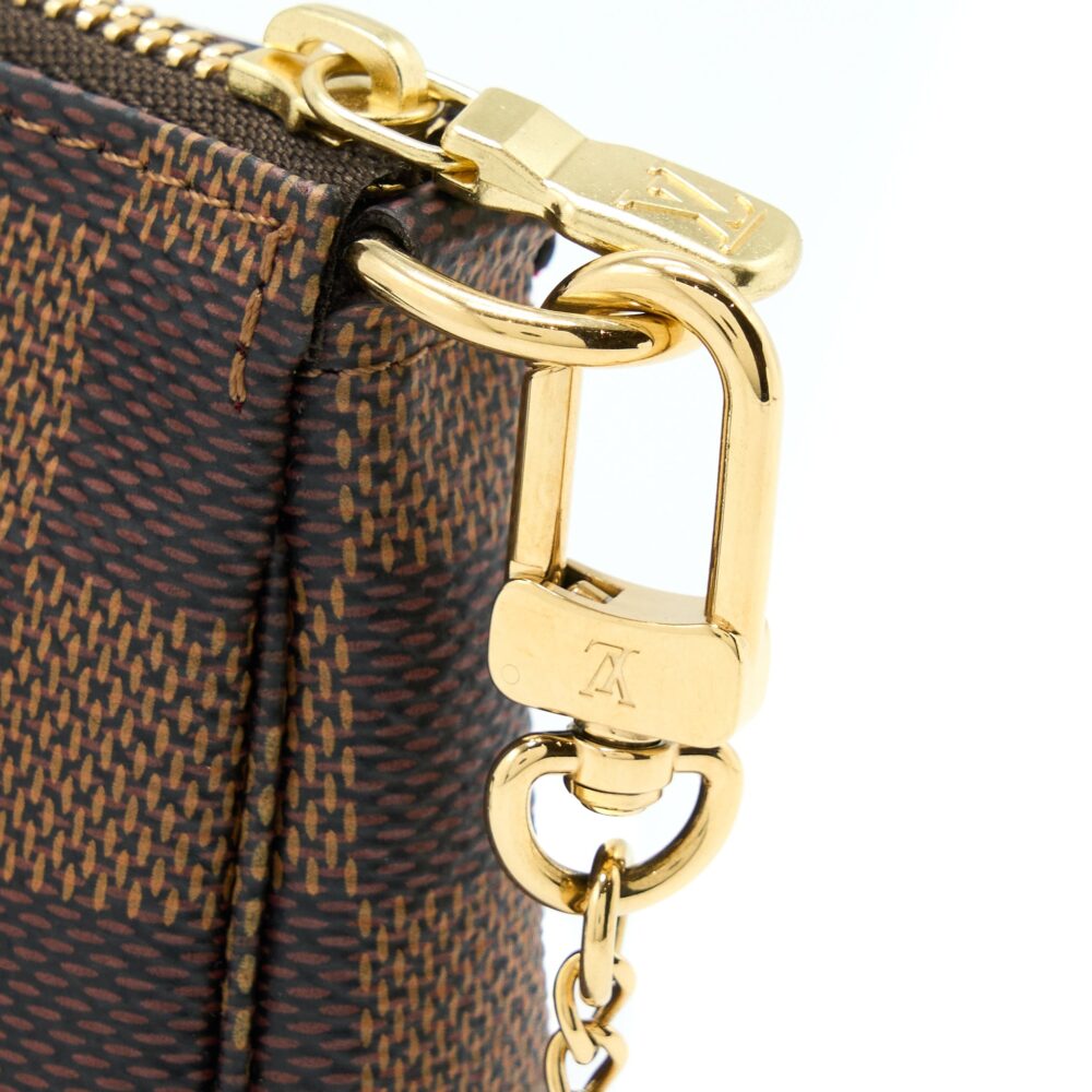 AAA Replica Louis Vuitton LV MINI POCHETTE ACCESSORIES DAMIER EBENE GHW