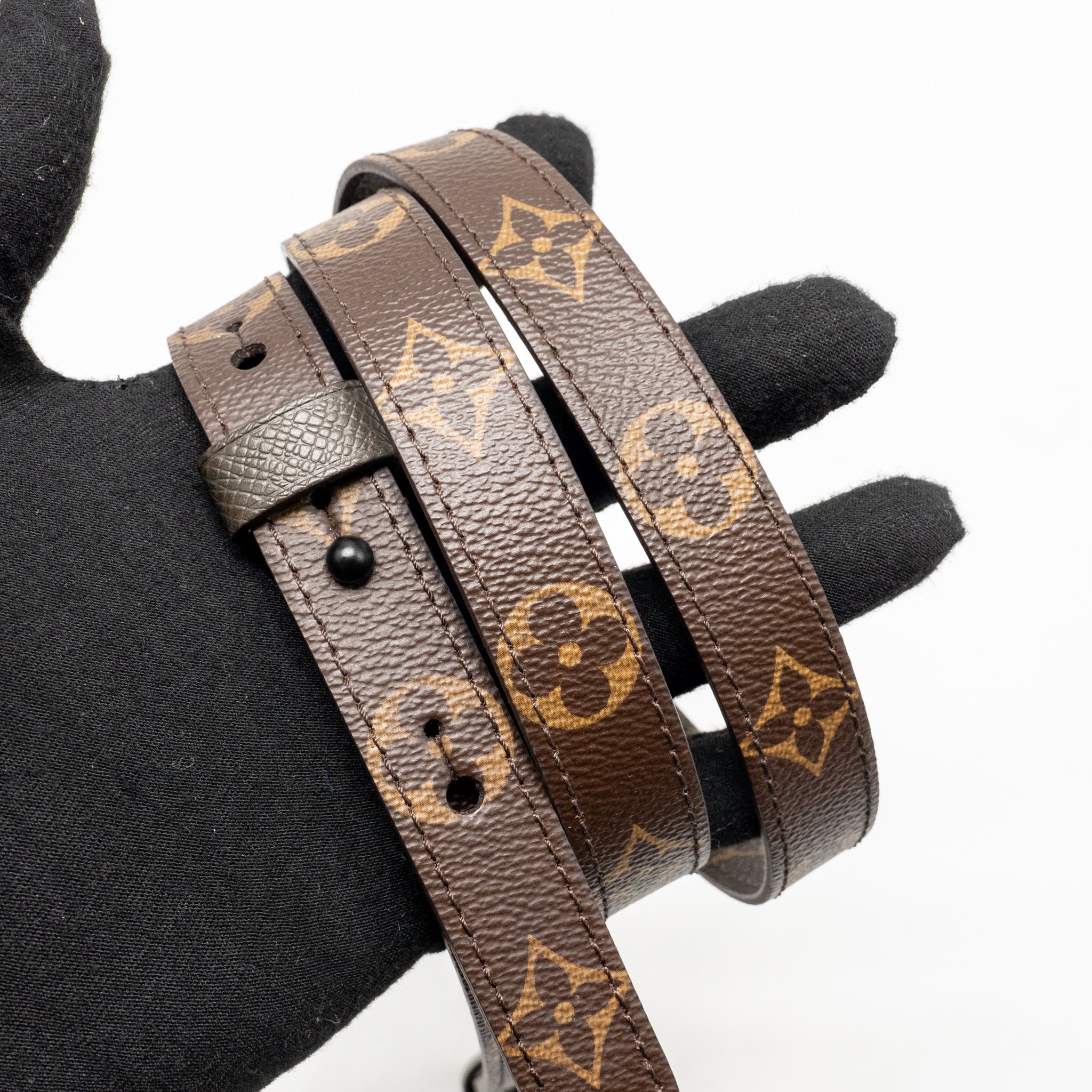 AAA Replica Louis Vuitton LV SOFT TRUNK WALLET TAIGA / MONOGRAM CANVAS KHAKI GREEN BLACK HARDWARE