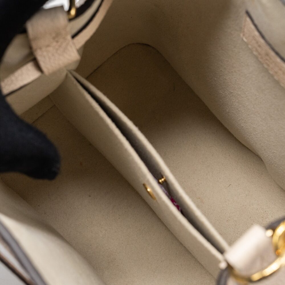 AAA Replica Louis Vuitton LV NEONOE BB EMPREINTE CREAM/ MULTICOLOUR GHW