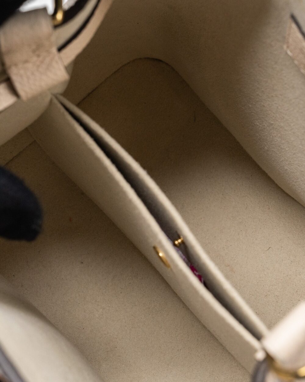 AAA Replica Louis Vuitton LV NEONOE BB EMPREINTE CREAM/ MULTICOLOUR GHW