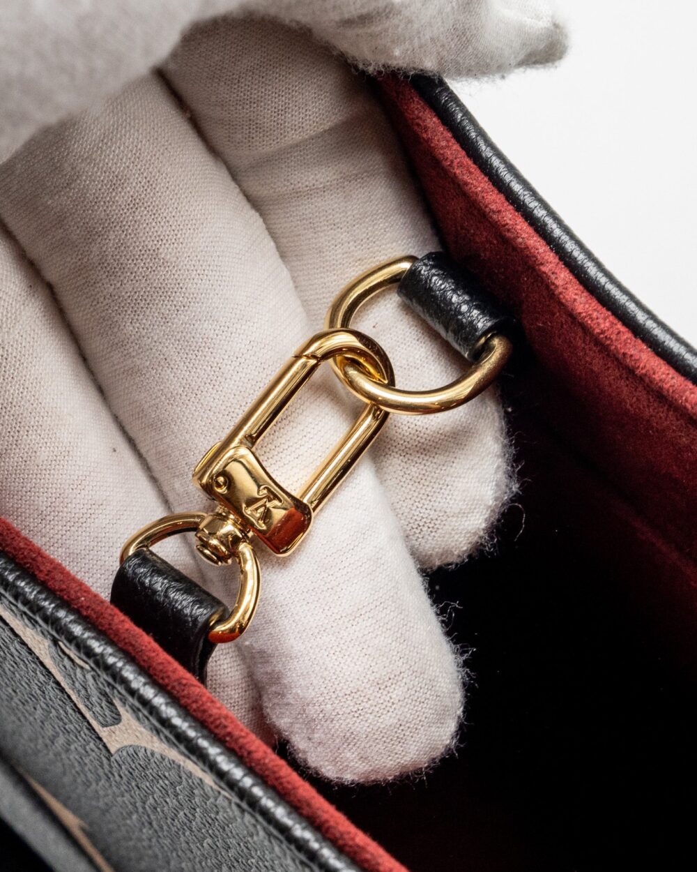 AAA Replica Louis Vuitton LV ONTHEGO PM BICOLOUR MONOGRAM EMPREINTE BLACK GHW