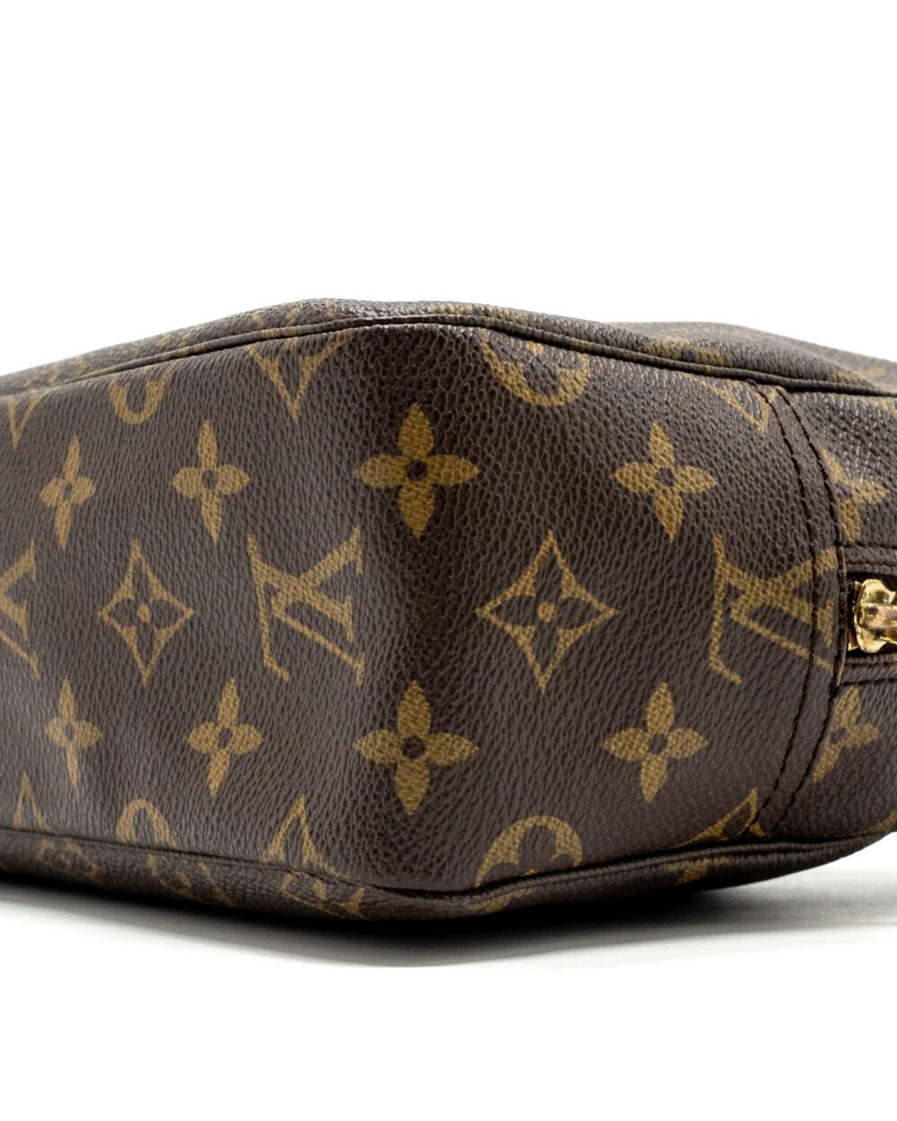 AAA Replica Louis Vuitton LV VINTAGE TROUSSE TOILETTE 28 COSMETIC BAG MONOGRAM CANVAS GHW