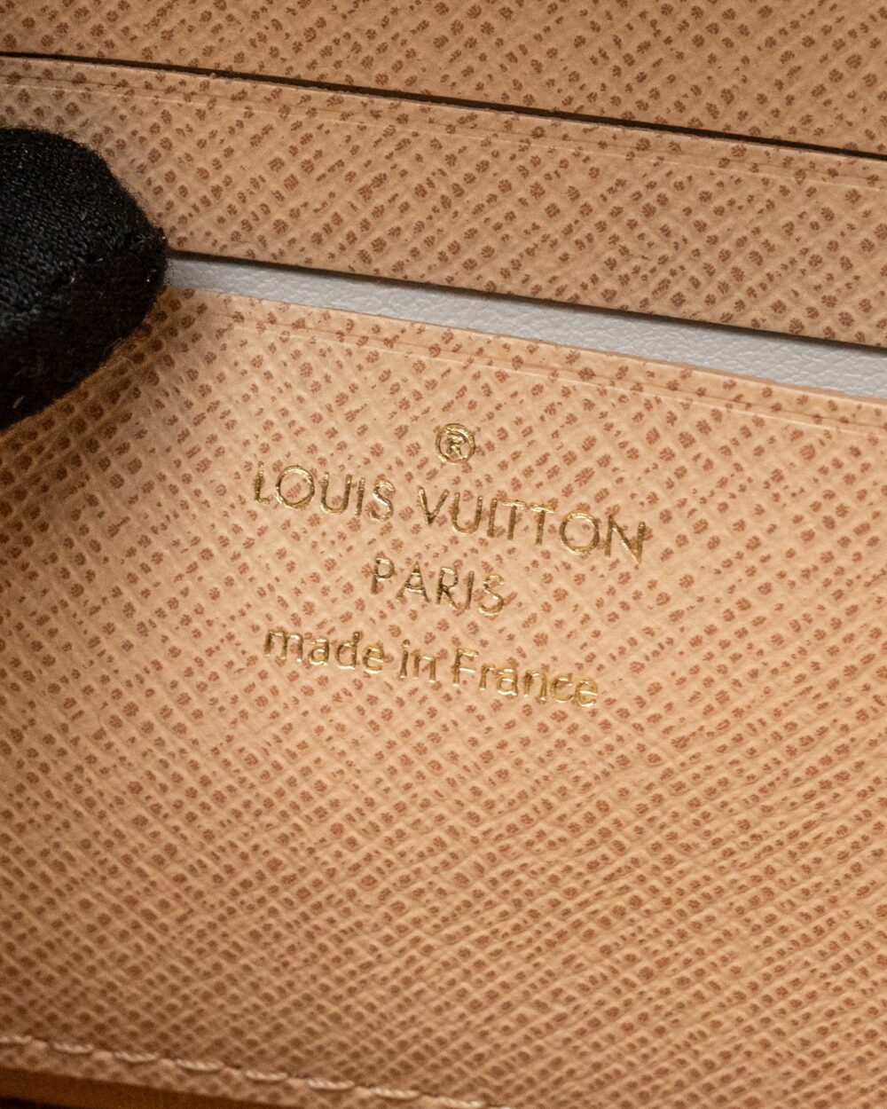 AAA Replica Louis Vuitton LV IVY WALLET ON CHAIN MONOGRAM CANVAS BEIGE/ CREAM GHW