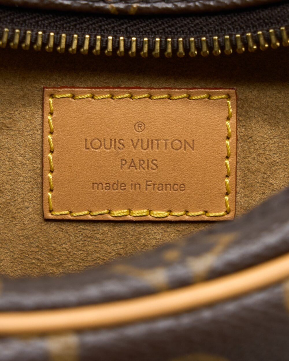 AAA Replica Louis Vuitton LV LOOP BAG MONOGRAM CANVAS GHW (NEW VERSION)