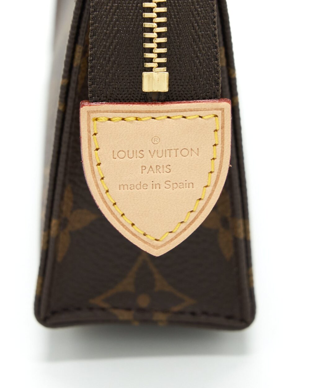 AAA Replica Louis Vuitton LV TOILETRY POCHETTE 15 MONOGRAM CANVAS GHW