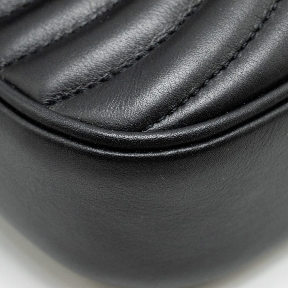 AAA Replica Louis Vuitton LV NEW WAVE MULTI POCHETTE CALFSKIN BLACK GHW