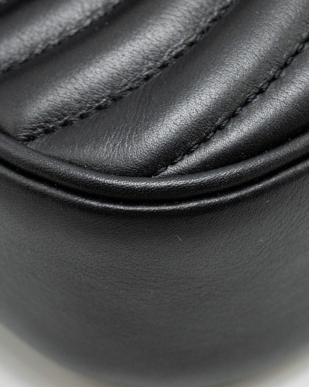 AAA Replica Louis Vuitton LV NEW WAVE MULTI POCHETTE CALFSKIN BLACK GHW