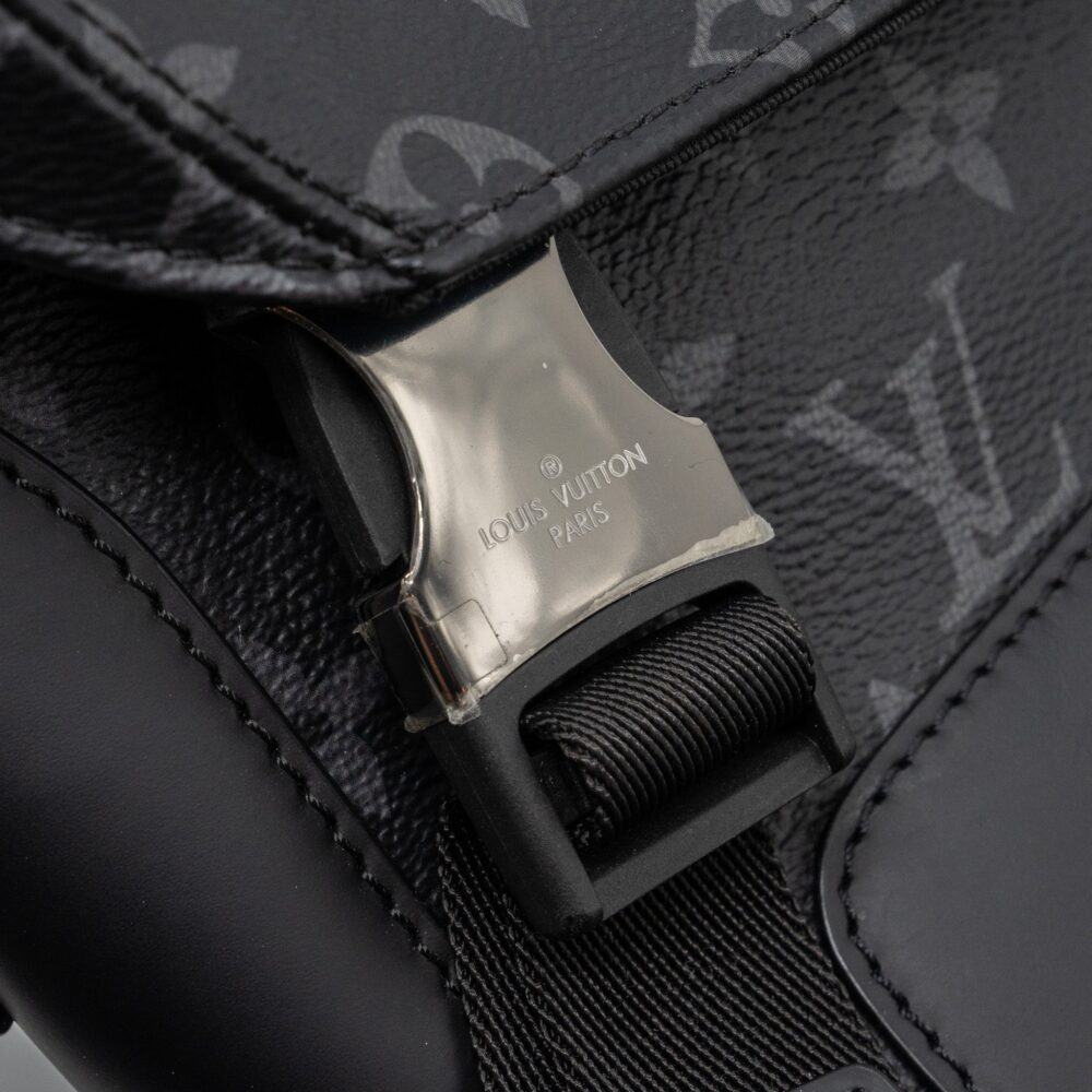 AAA Replica Louis Vuitton LV MESSENGER PM VOYOGER MONOGRAM ECLIPSE CANVAS BLACK SHW