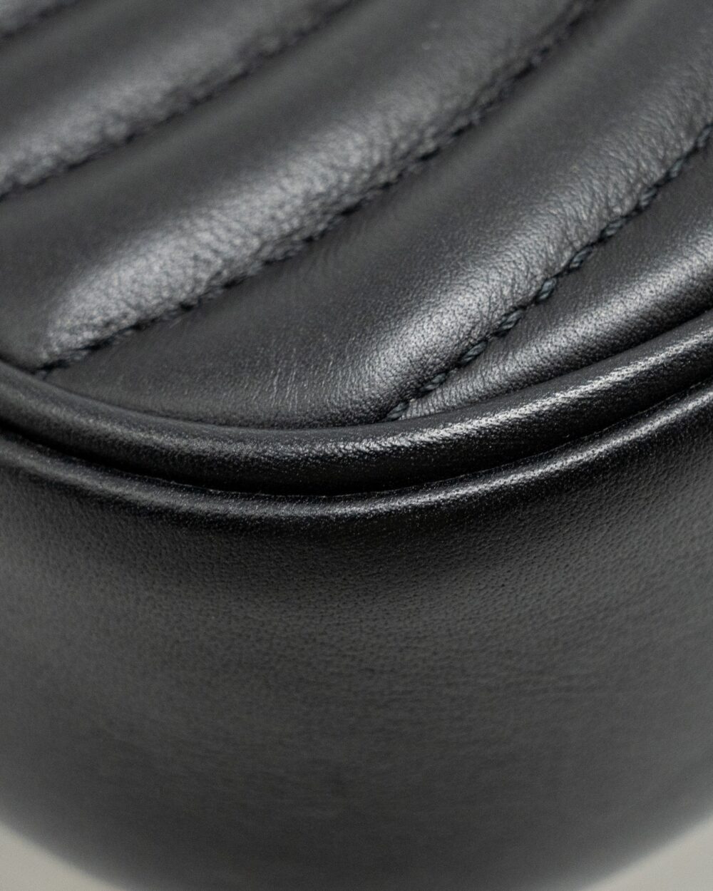 AAA Replica Louis Vuitton LV NEW WAVE MULTI POCHETTE CALFSKIN BLACK GHW