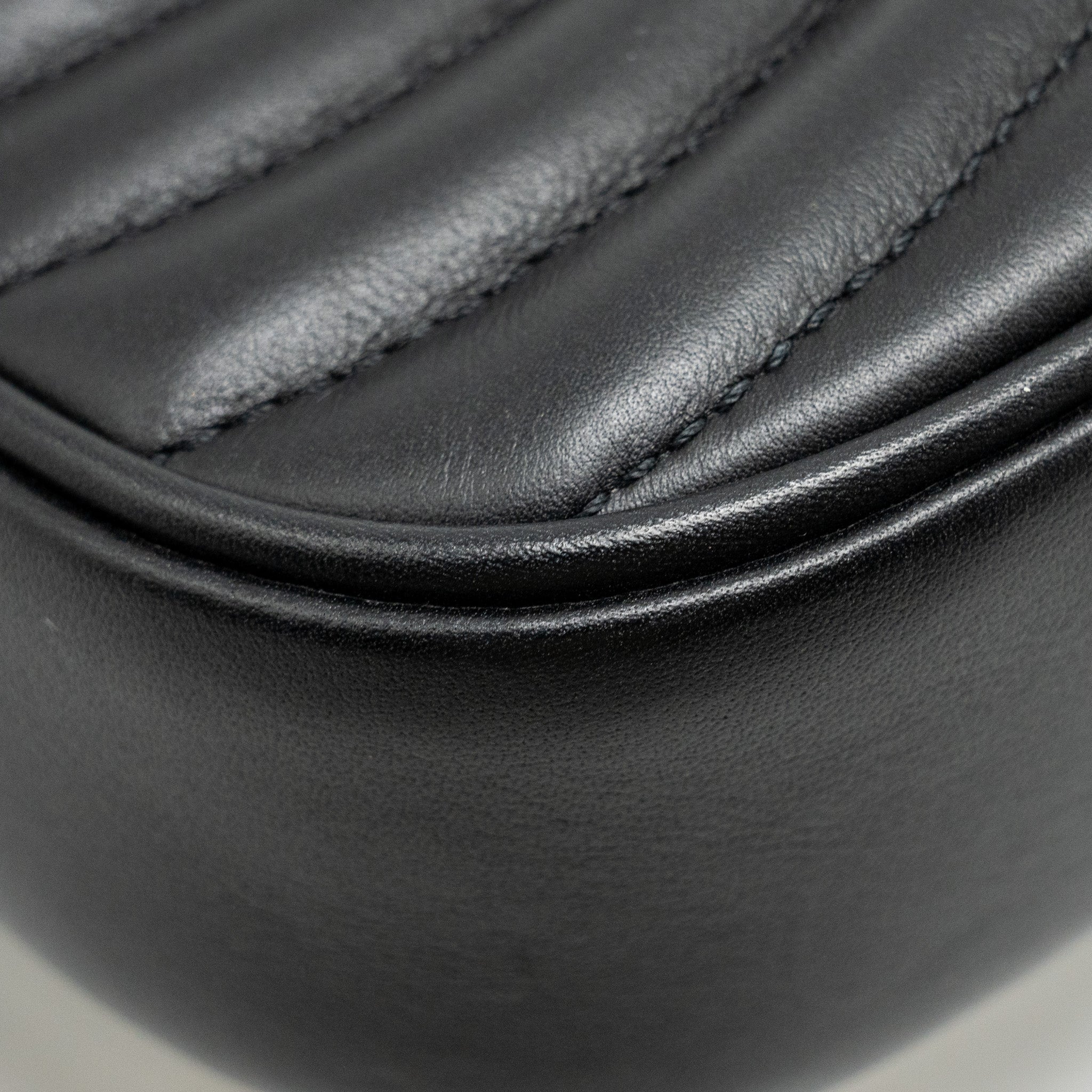 AAA Replica Louis Vuitton LV NEW WAVE MULTI POCHETTE CALFSKIN BLACK GHW