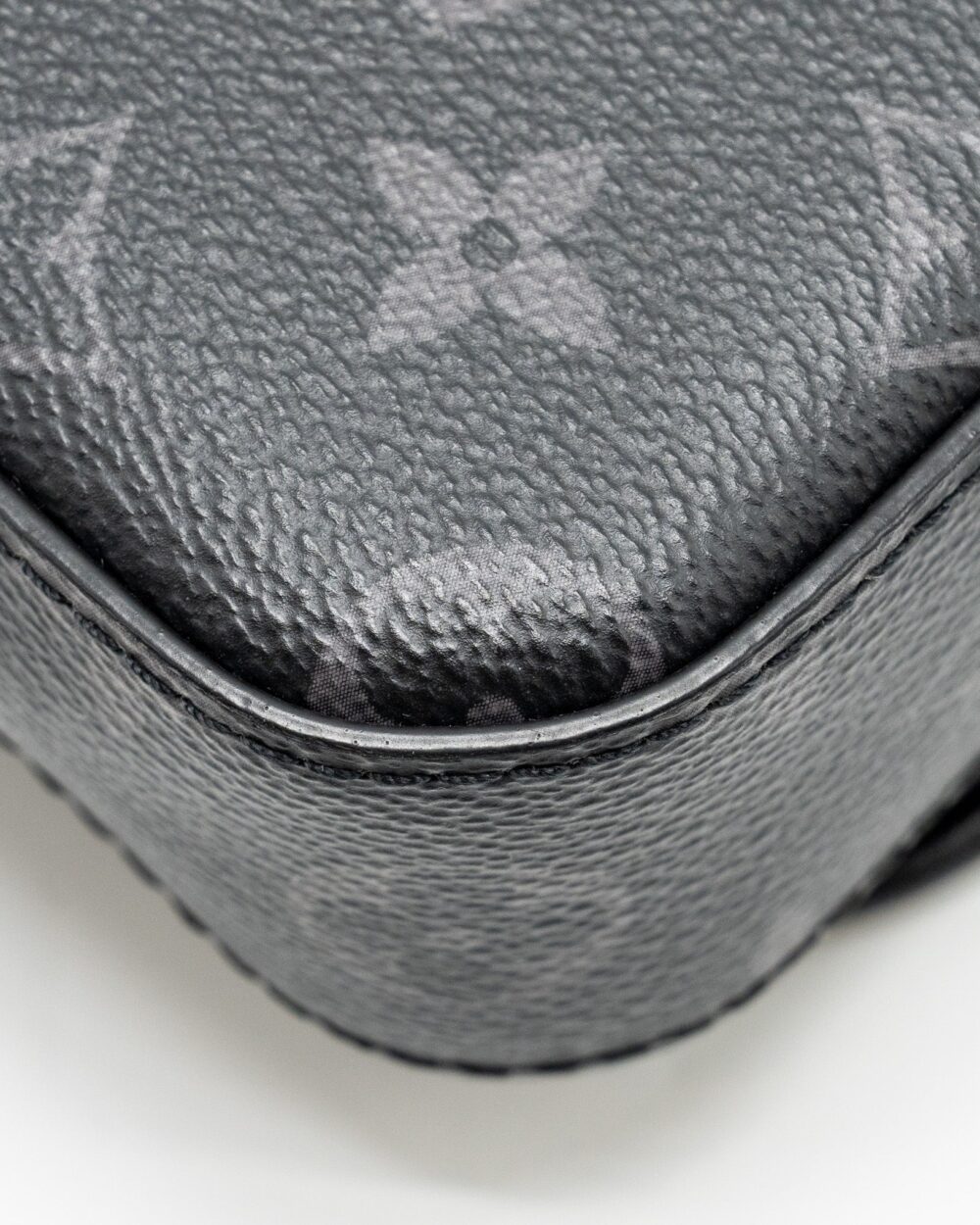 AAA Replica Louis Vuitton LV TRIO MESSANGER MONOGRAM ECLIPSE CANVAS BLACK/GREY WITH BLACK HARDWARE