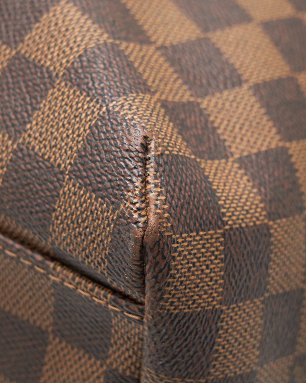 AAA Replica Louis Vuitton LV DAMIER EBENE LUGGAGE BAG
